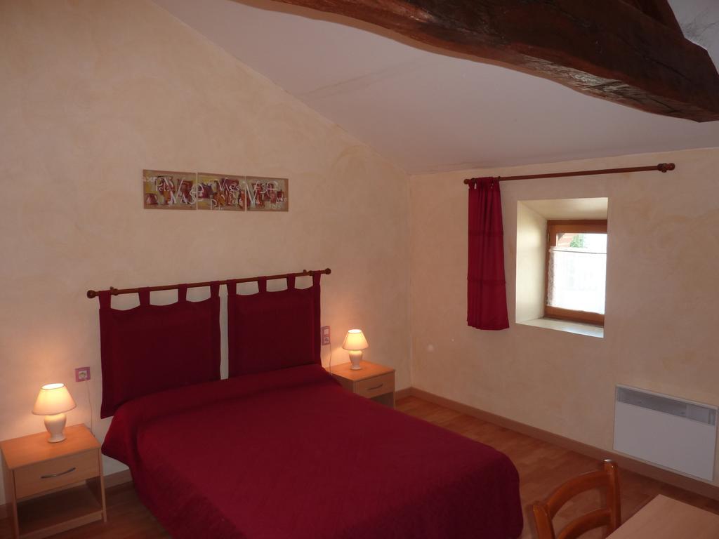 Gite De L'Ivronniere La Ronde  Bagian luar foto